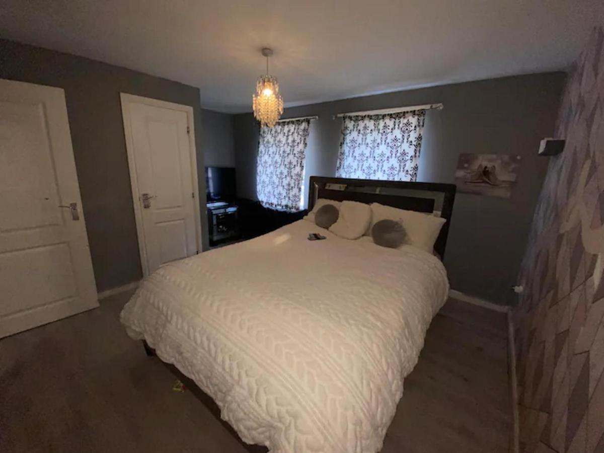 Stunning Apartment in Smethwick West Midlands - Housity