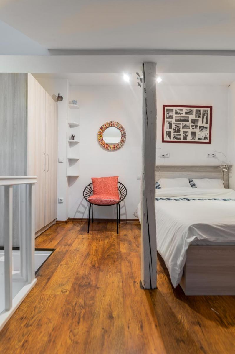 Suitetrails - ~ Colorful Dream Apartment ~ 2BD in the TOP Center of Sofia