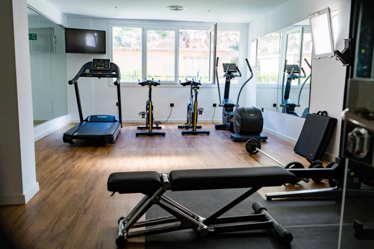Gimnasio o instalaciones de fitness de Moon Hotel & SPA.