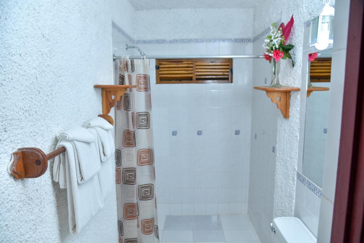 Lighthouse Inn 2 - Hizvo