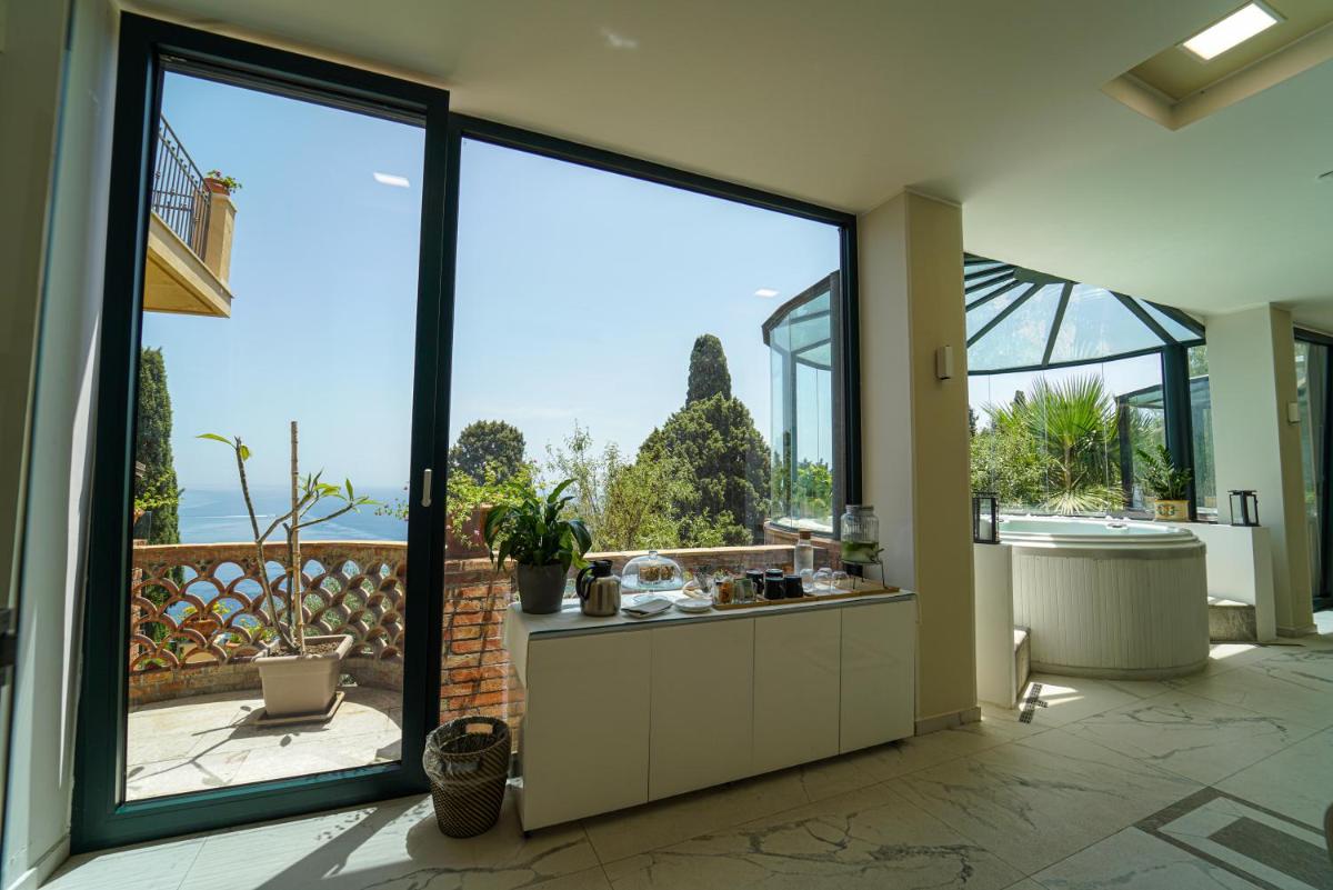 Grand Hotel San Pietro Taormina - Housity