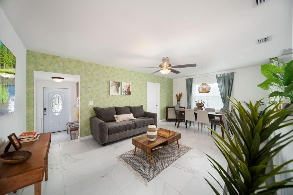 Tropical Marlins House - Housity