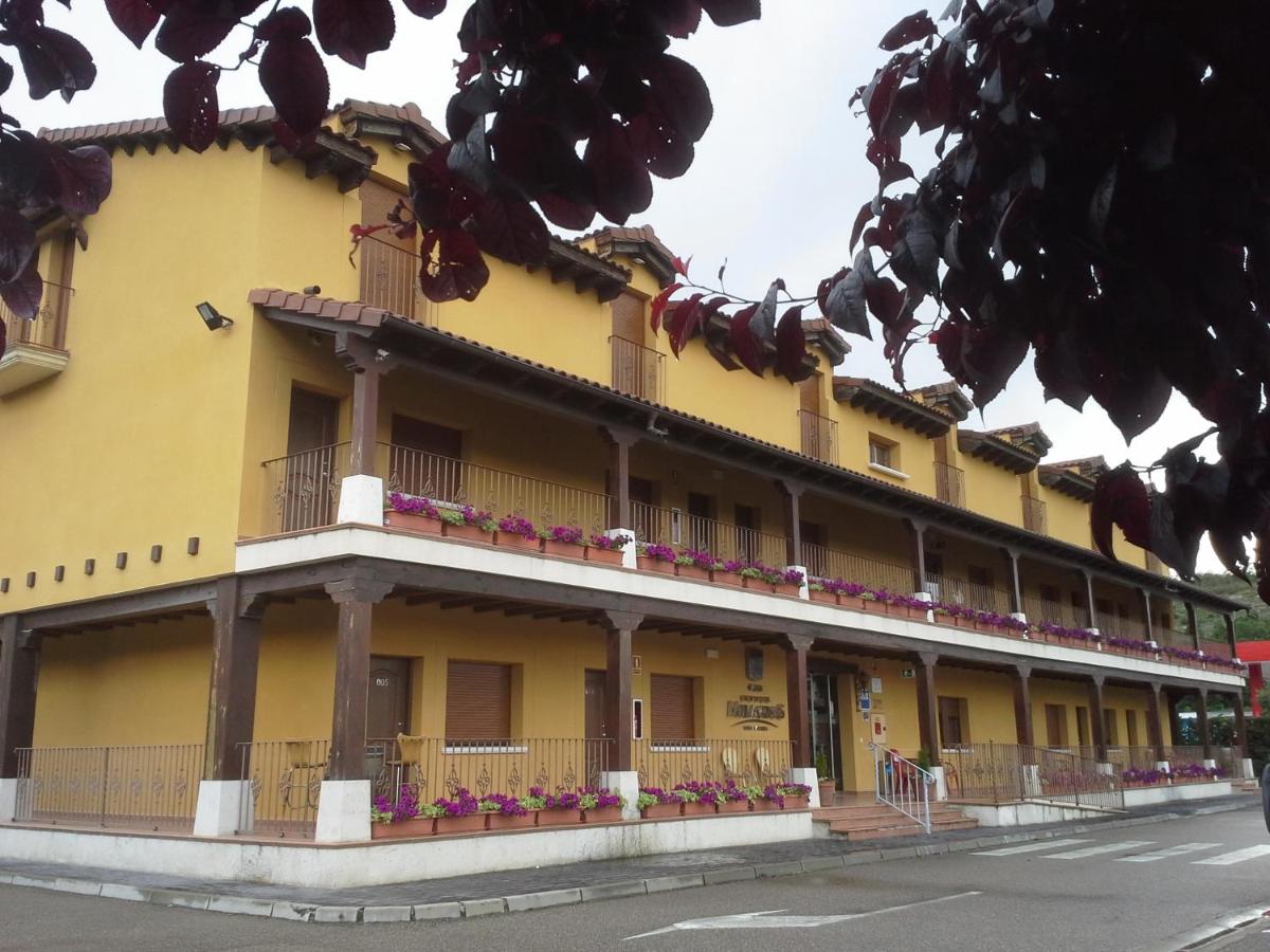 Suitetrails - Hotel Milagros Rio Riaza