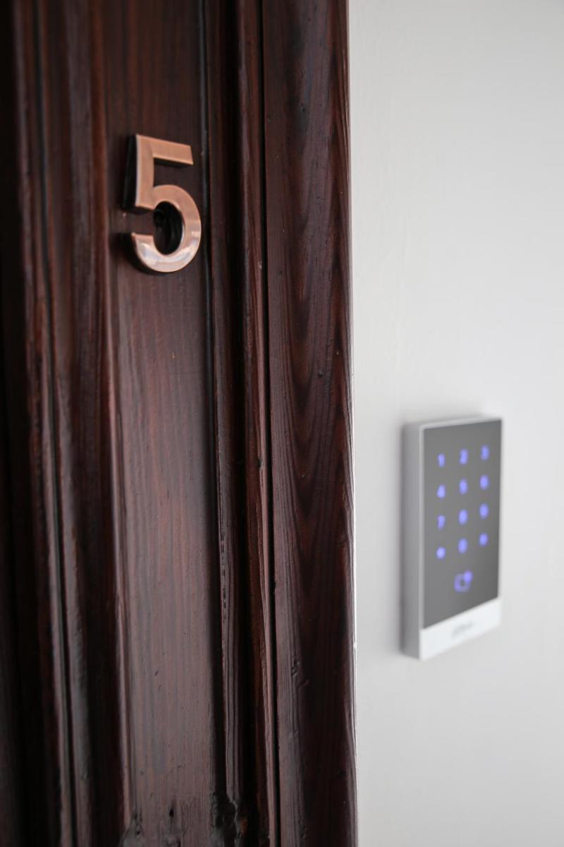 7 Seven - Housity