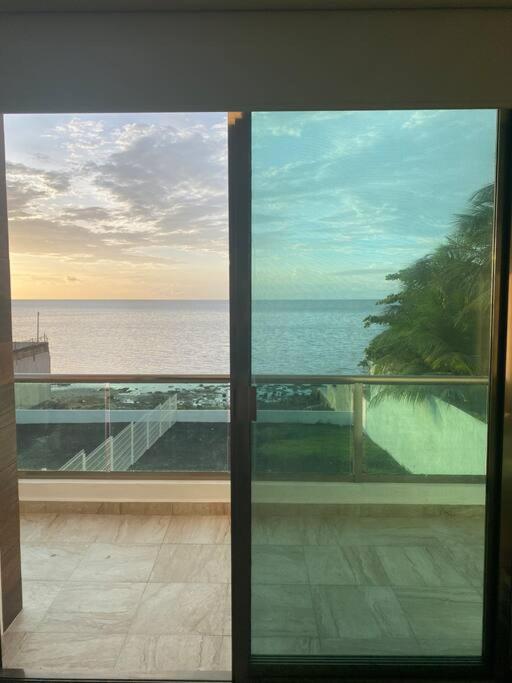 Hermoso condominio con vista al mar. - Housity