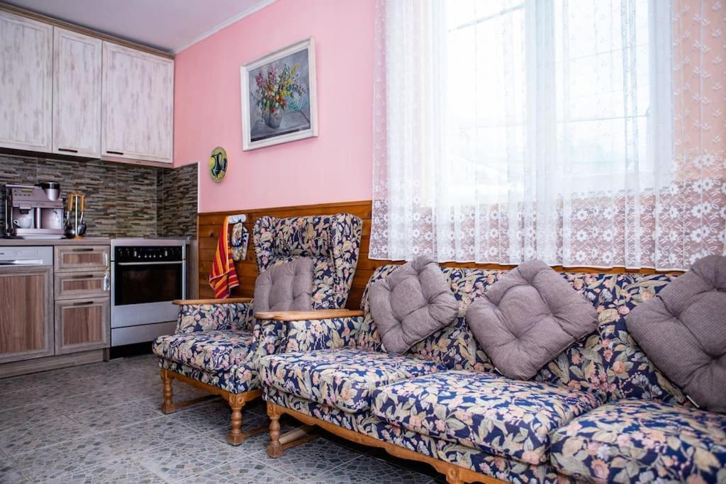 Lucky 2 - Housity