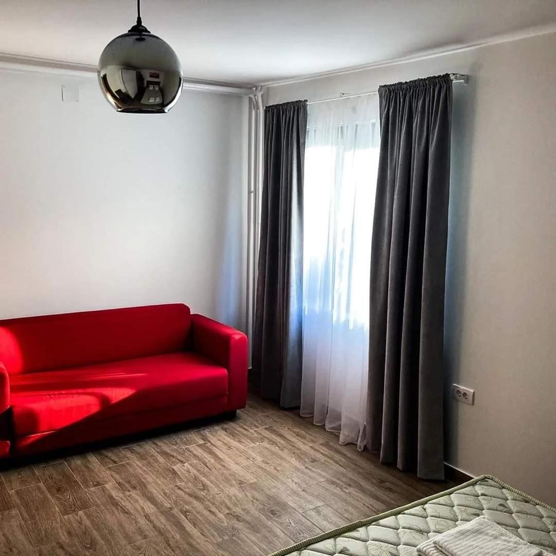 Kosmajski raj - Housity
