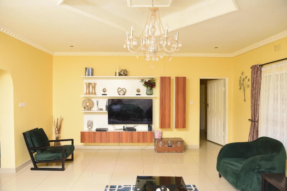 AZB Cozy Homes. Elegant 4 bedroom home in Area 49, Lilongwe - Housity