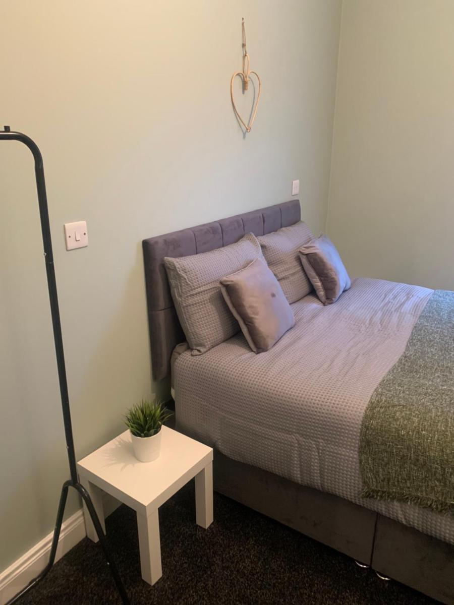 2 bedroom cheerful house close to city Center - Housity