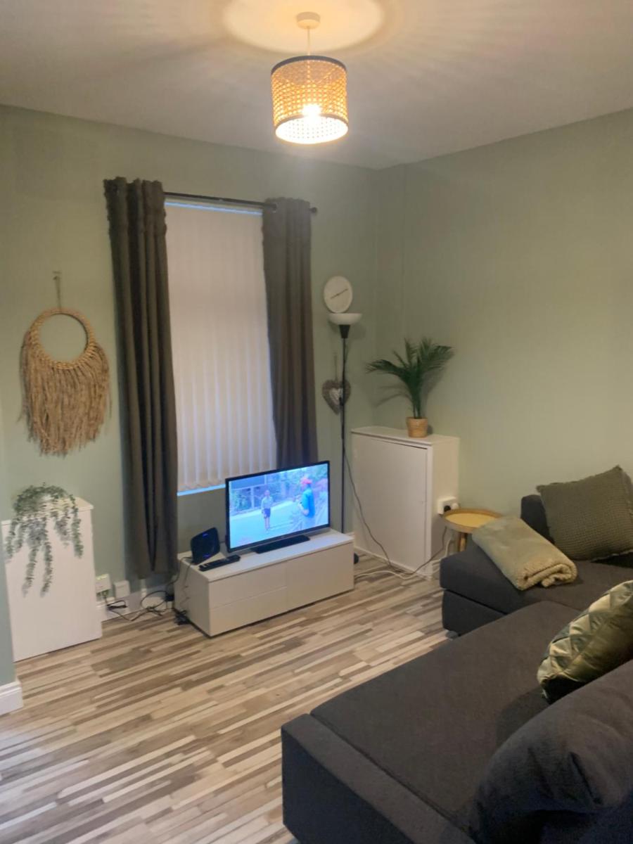 2 bedroom cheerful house close to city Center - Housity