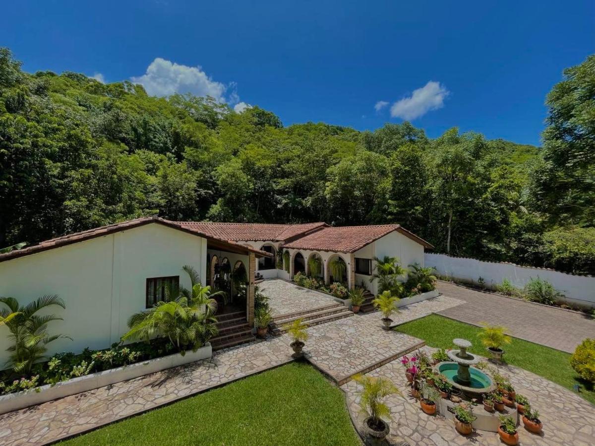 Hacienda La Esperanza - Housity