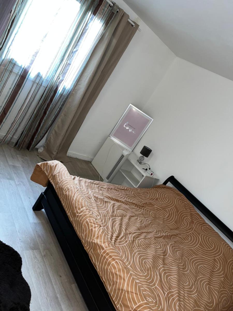 Appartement t2 spacieux 20min de paris - Housity