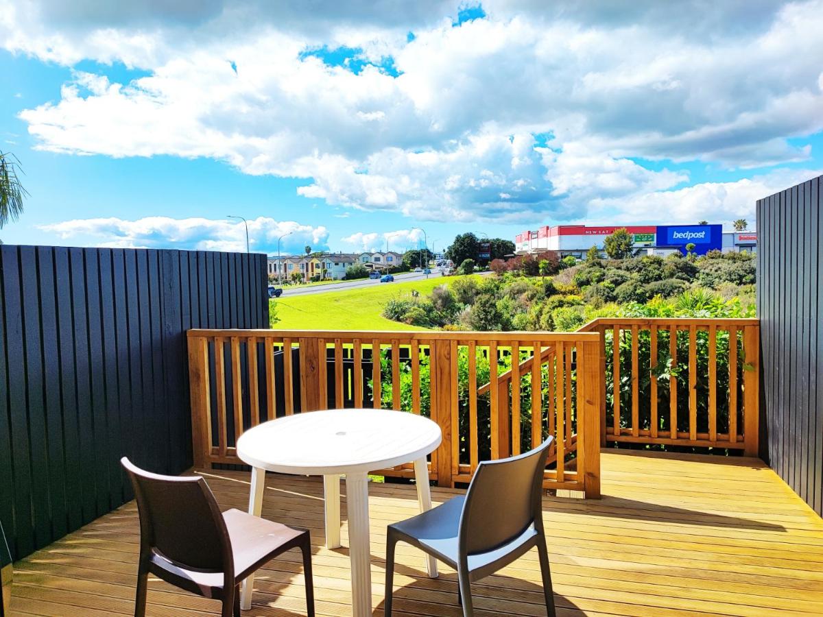 Stunning Townhouse - Walking to Botany Shopping Center - Housity