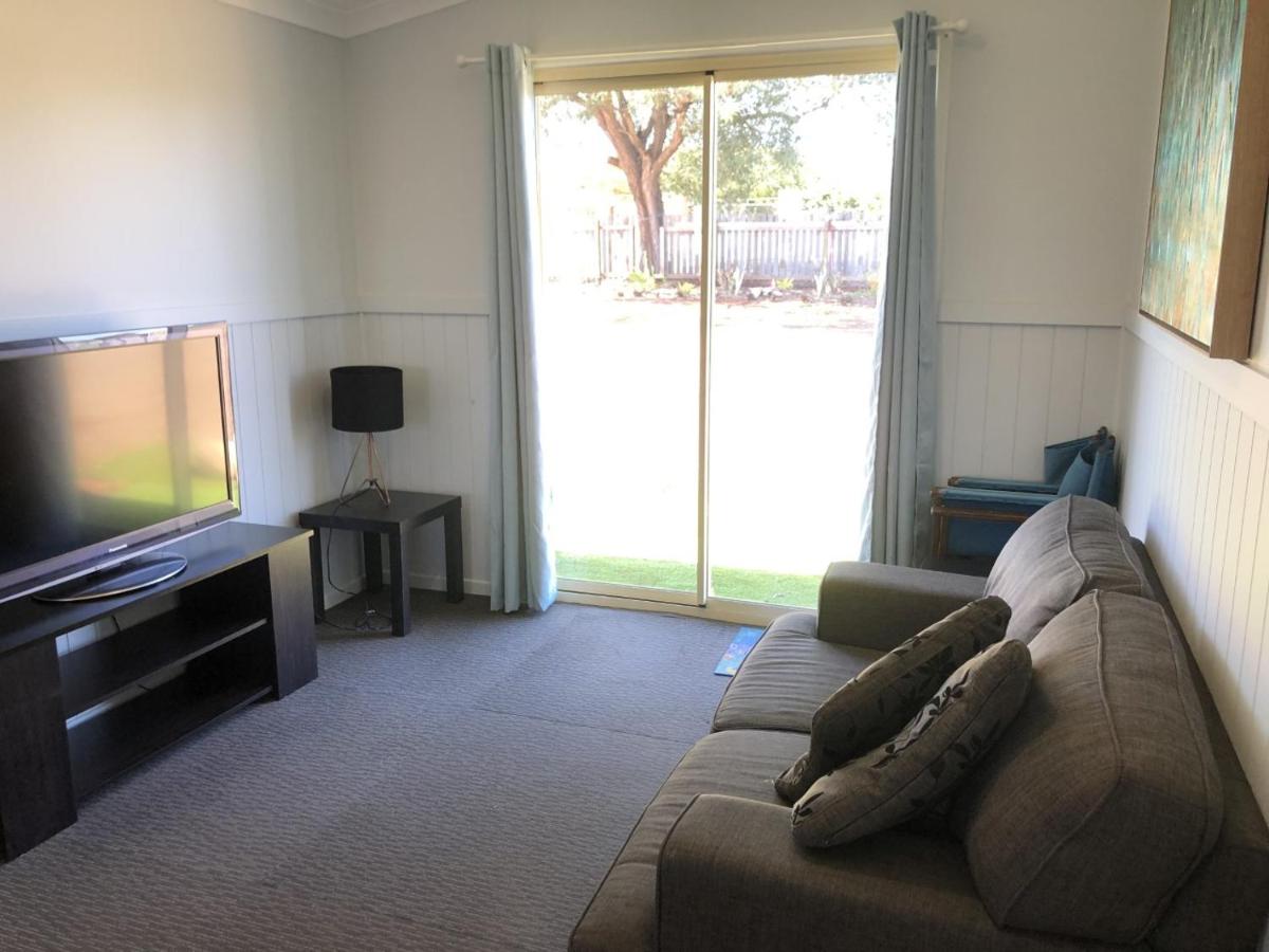 Cosy Country Stay - Housity