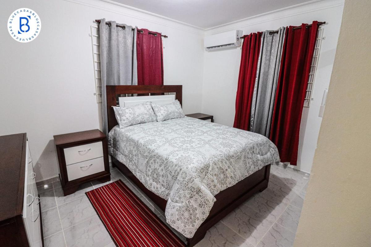 Entire Stylish House w solid Wi-Fi 2BR pool AC - Housity