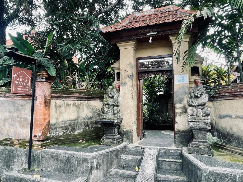 Arsa Wayan Guest House - Housity