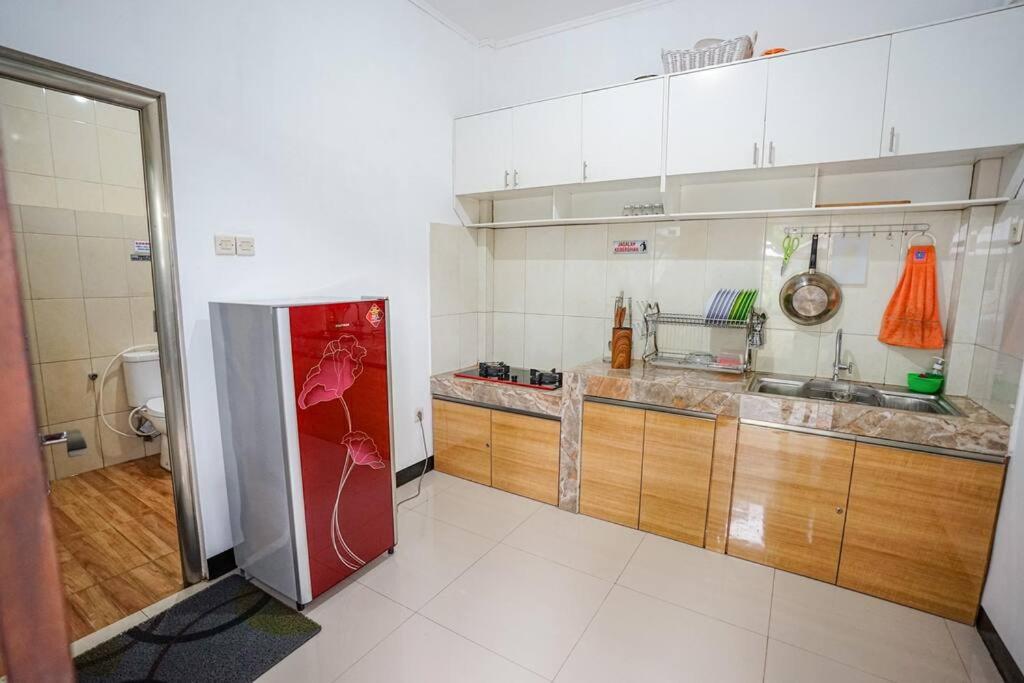Villa Alaska Ciaro Nagreg, Pool, BBQ & Camping - Housity