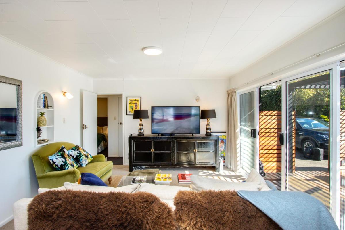 Emerald Gem - Havelock North Holiday Home - Housity