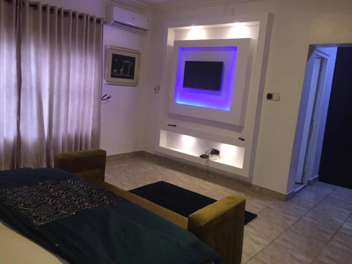 Beautiful 2-Bed House in Lekki Lagos - Housity