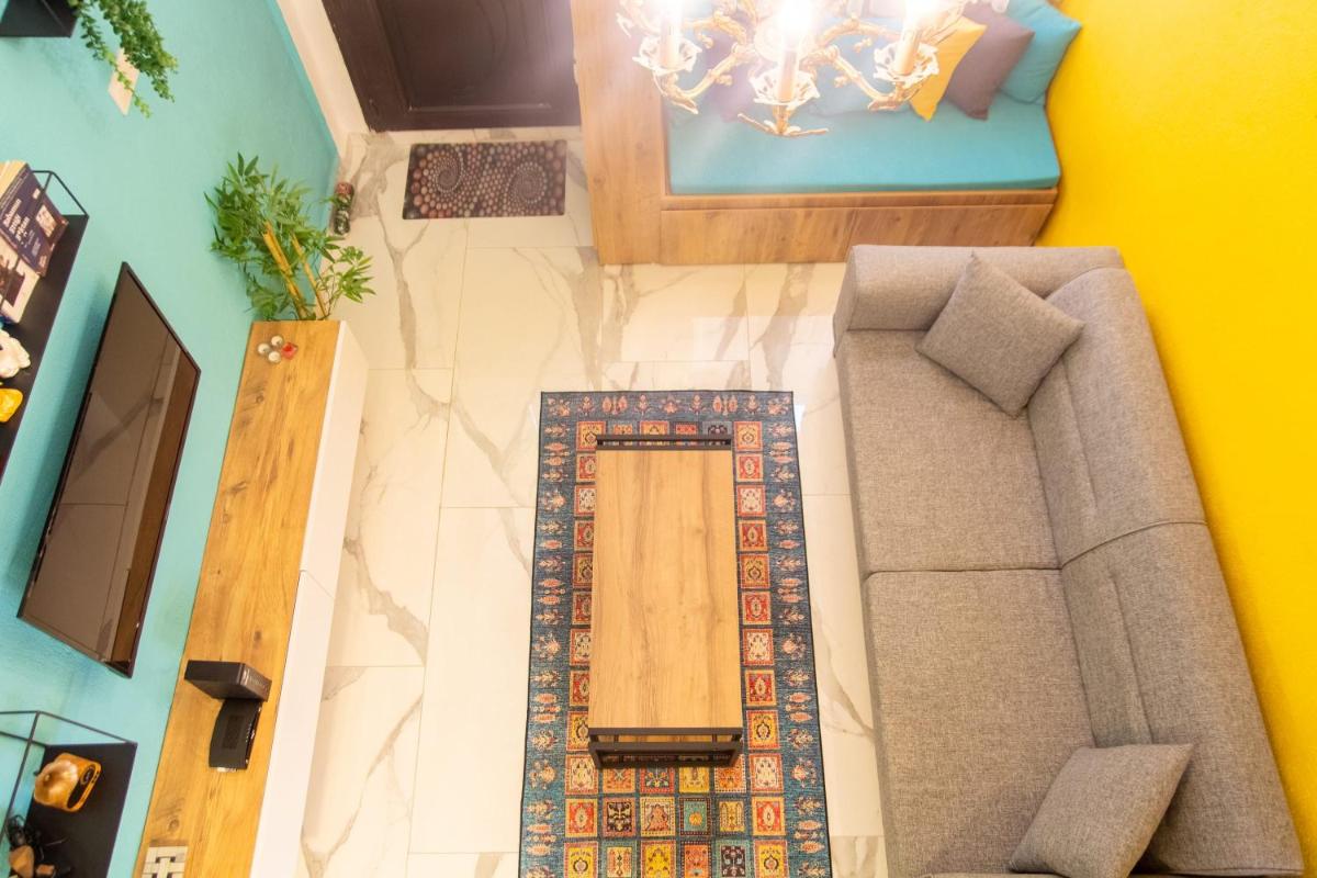 Studio Flat in Alsancak - Housity