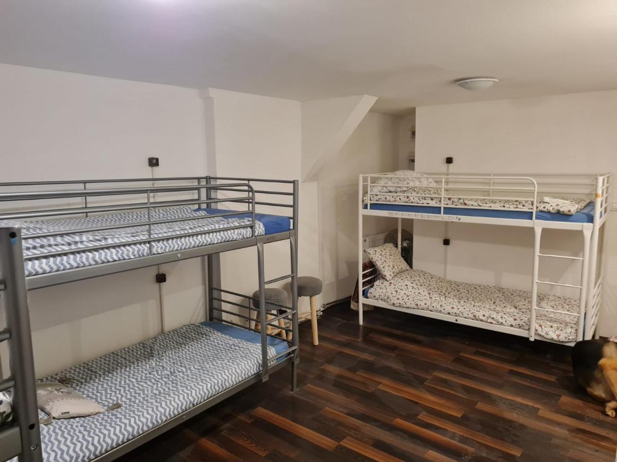 bila labot hostel prague - Housity