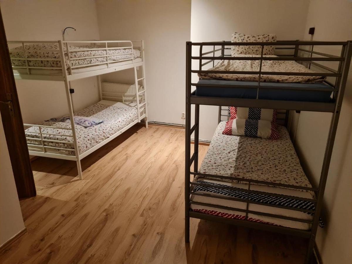bila labot hostel prague - Housity