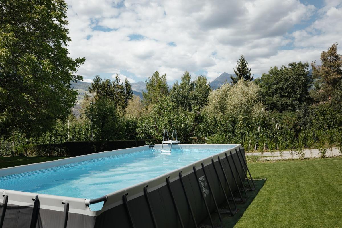 Plattnerhof Viums - Quiet family farm with heated pool and Guest Card near Brixen - Housity