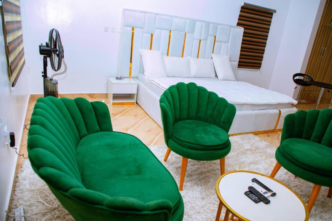 Queennaj Serviced Apartment - Housity