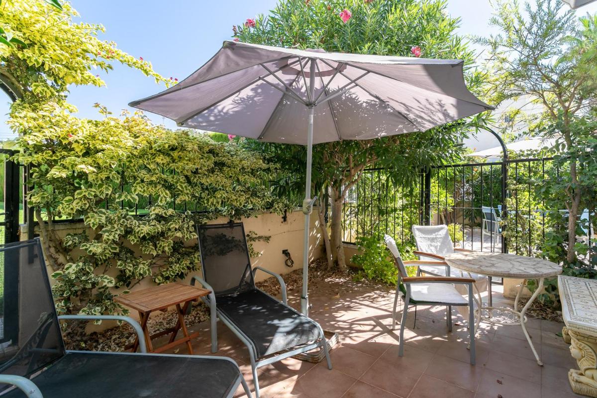 Heads 2 Holiday Homes Apartment - Housity