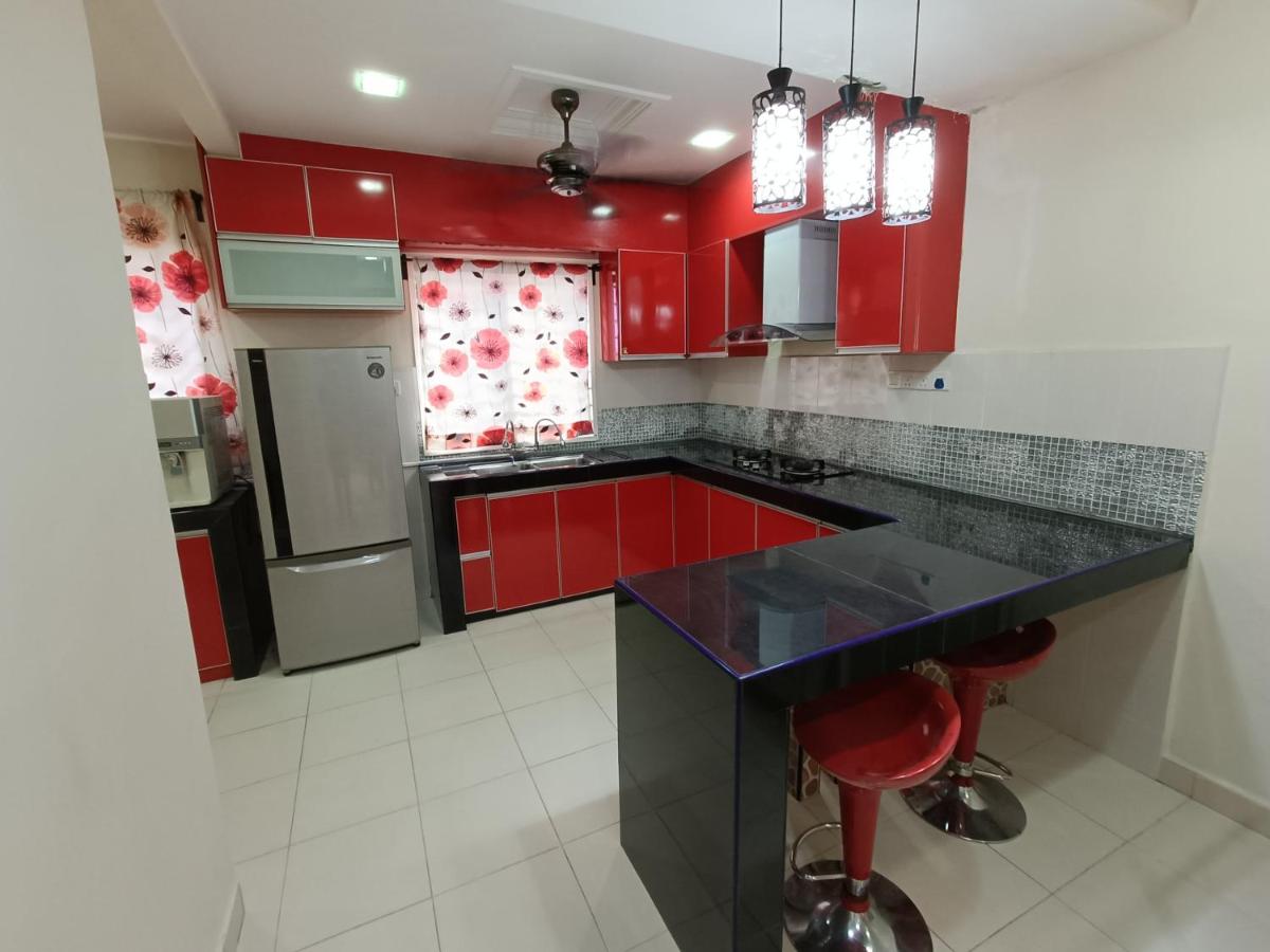 Elvy Homestay Saujana Rawang - Housity