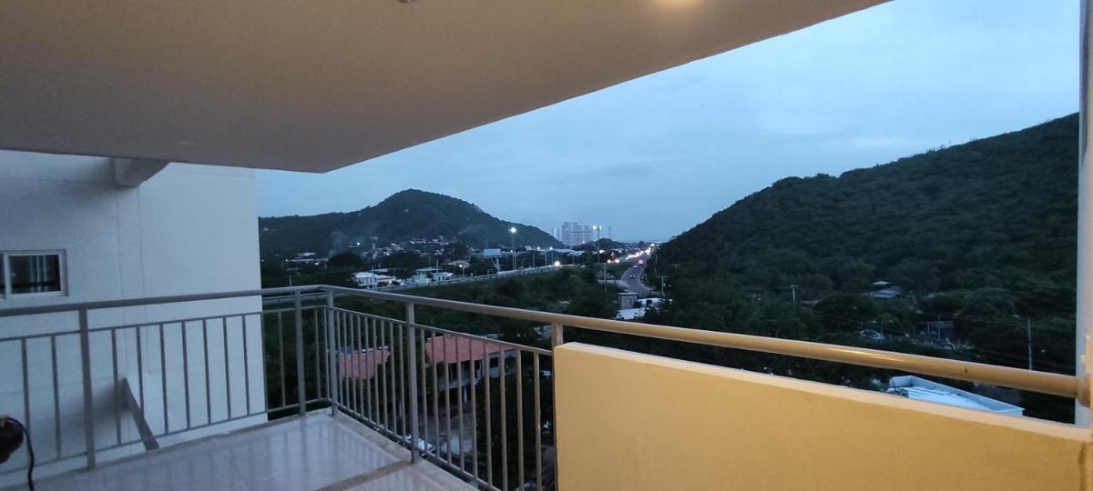 Exclusivo ApartaEstudio, Entrada Al Rodadero Edificio Punta Gaira - Housity