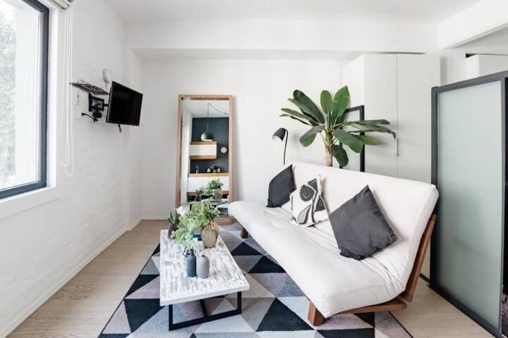 Edificio Remodelado. Frente al Munal. Centro Histórico - Housity