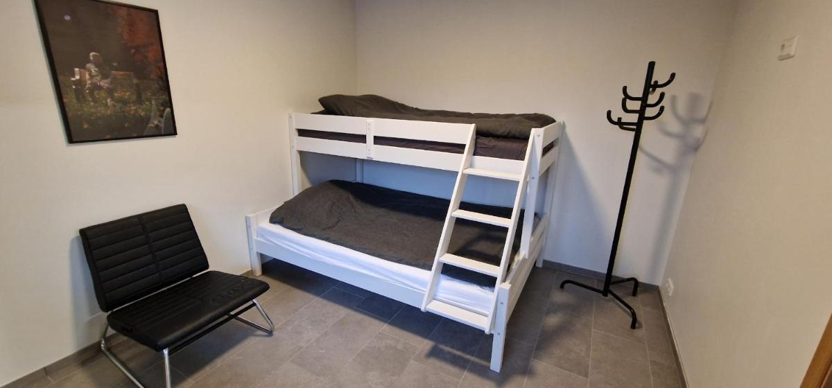Lovely 2-bedroom apartment in Kopavogur - Housity