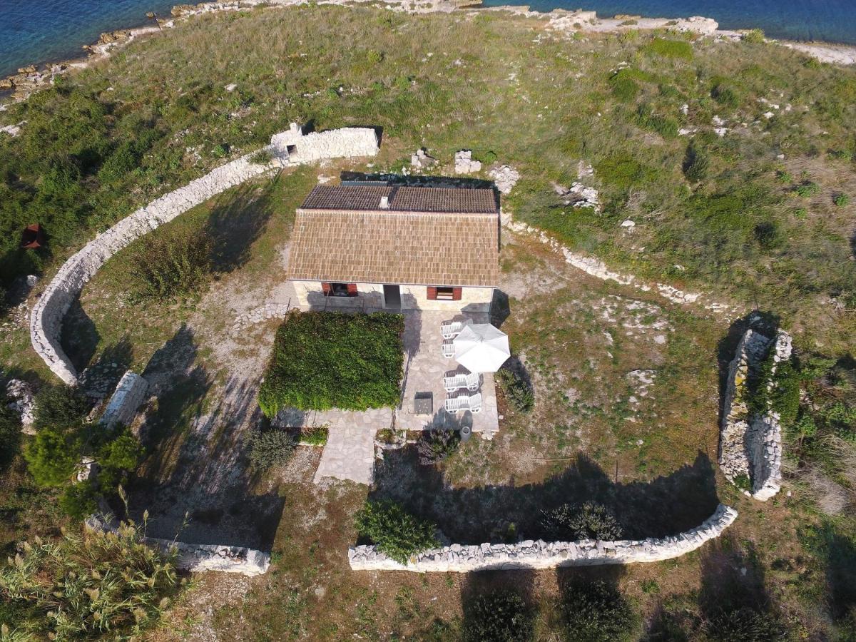 Secluded fishermans cottage Ravna Sika, Kornati - 17947 - Housity