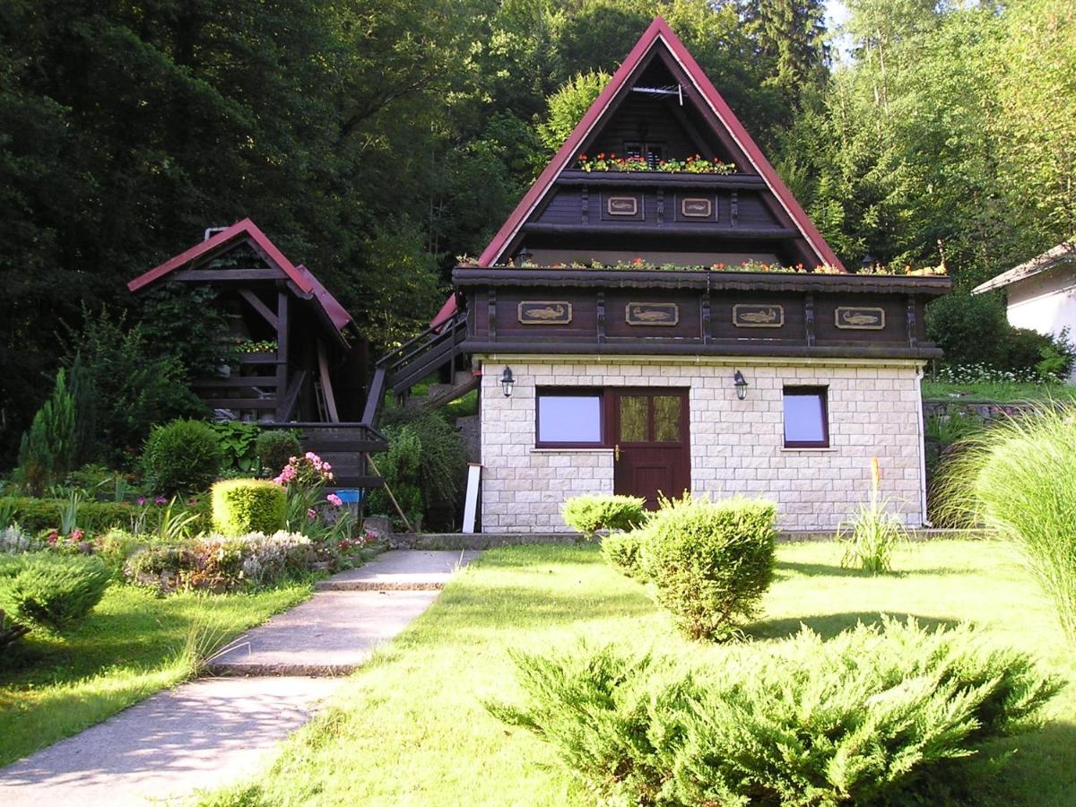 Holiday house with a parking space Gusti Laz, Gorski kotar - 17993 - Housity