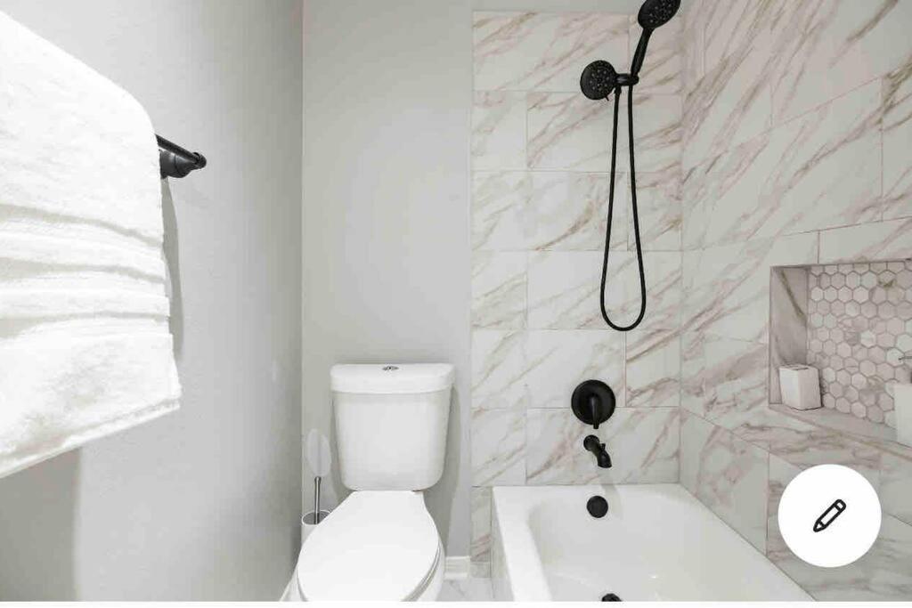 Guest Homes - Housity