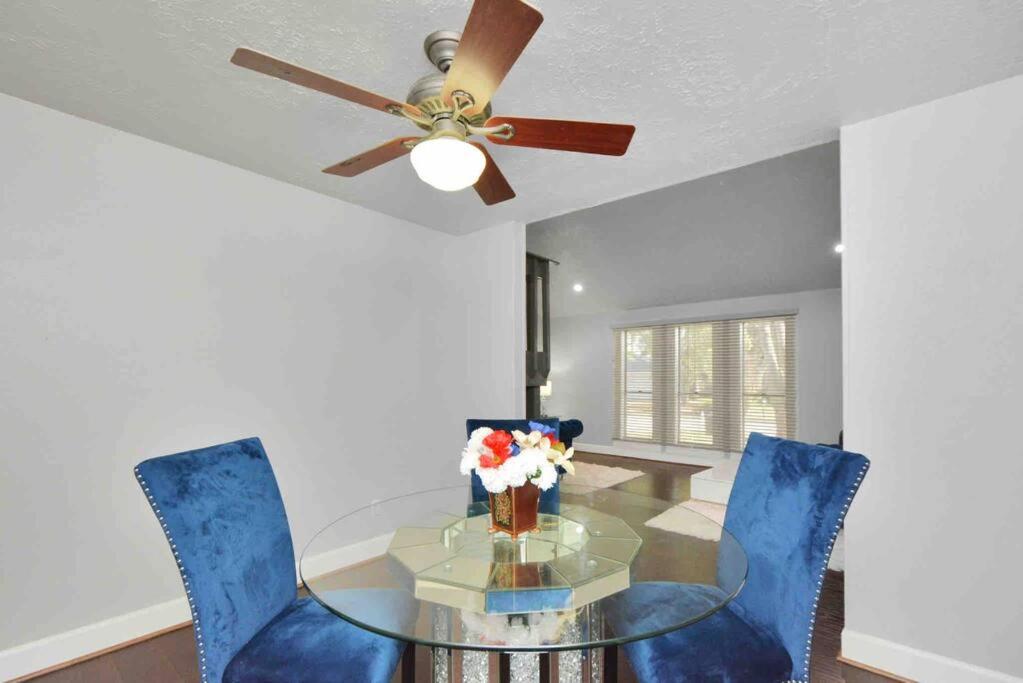 Guest Homes - Housity