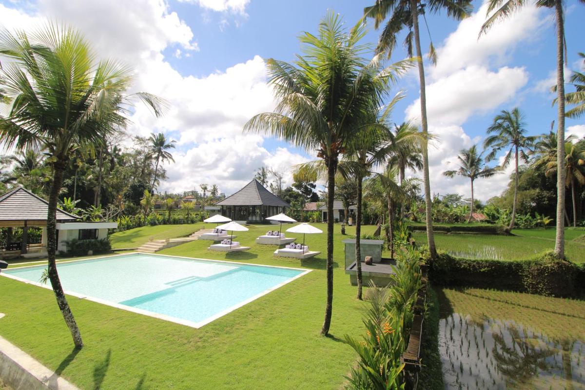 Puri Hijau Villa with Jungle View in Tegalalang Ubud - Housity