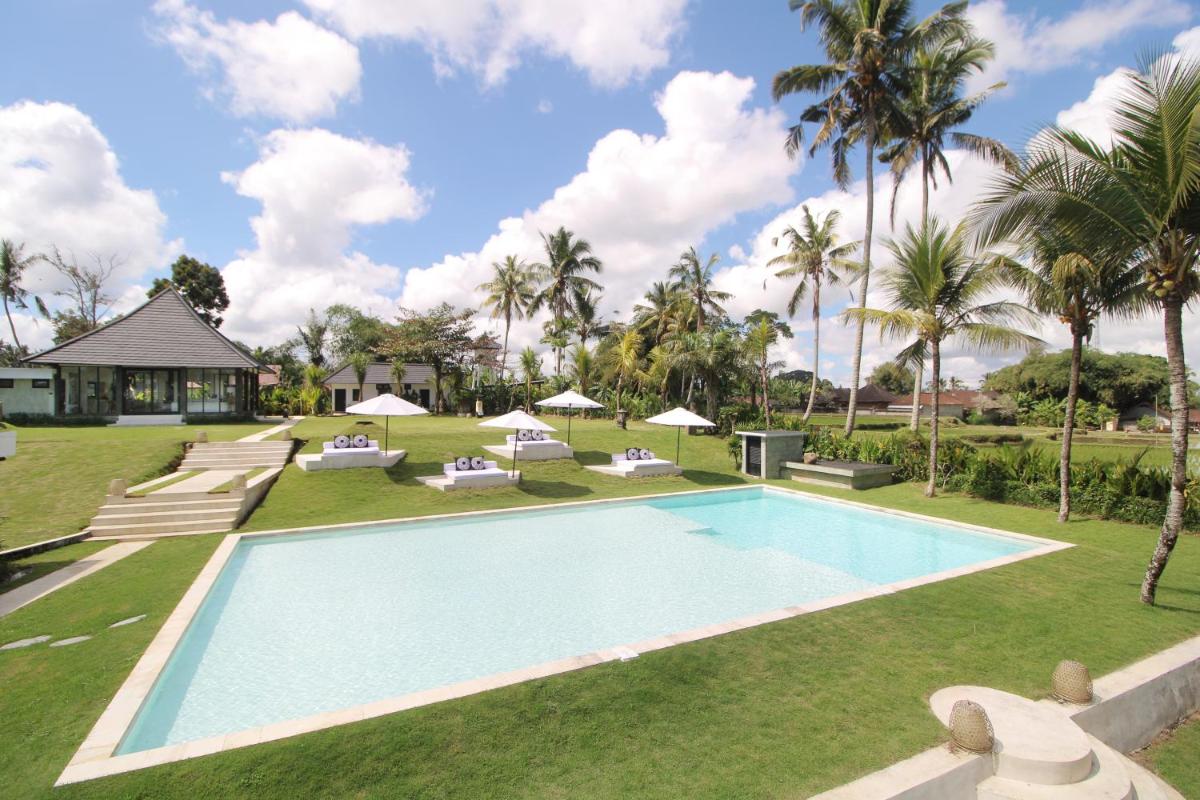 Puri Hijau Villa with Jungle View in Tegalalang Ubud - Housity