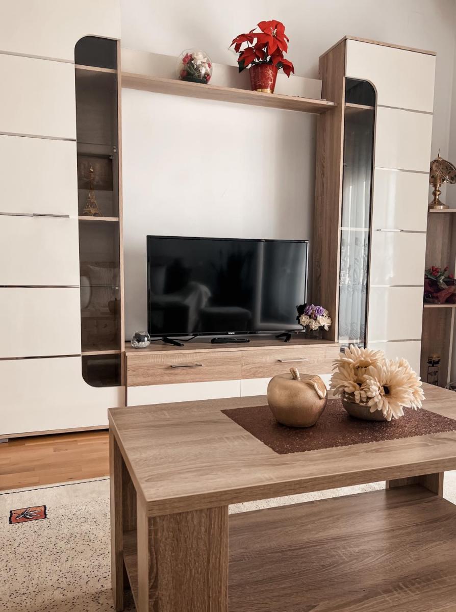 Apartman u centru grada - Housity