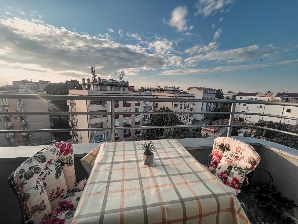 Apartman u centru grada - Housity