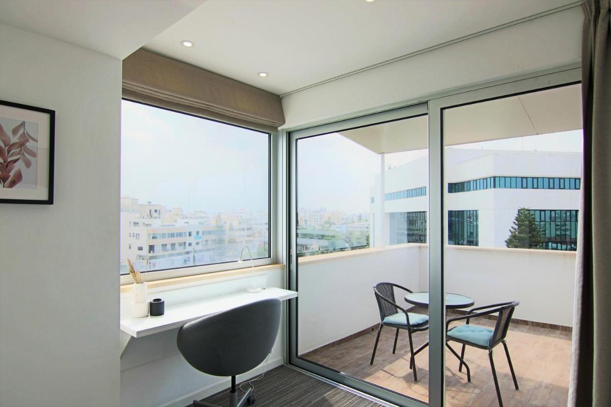Suitetrails - Phaedrus Living: Luxury Suite Nicosia 507
