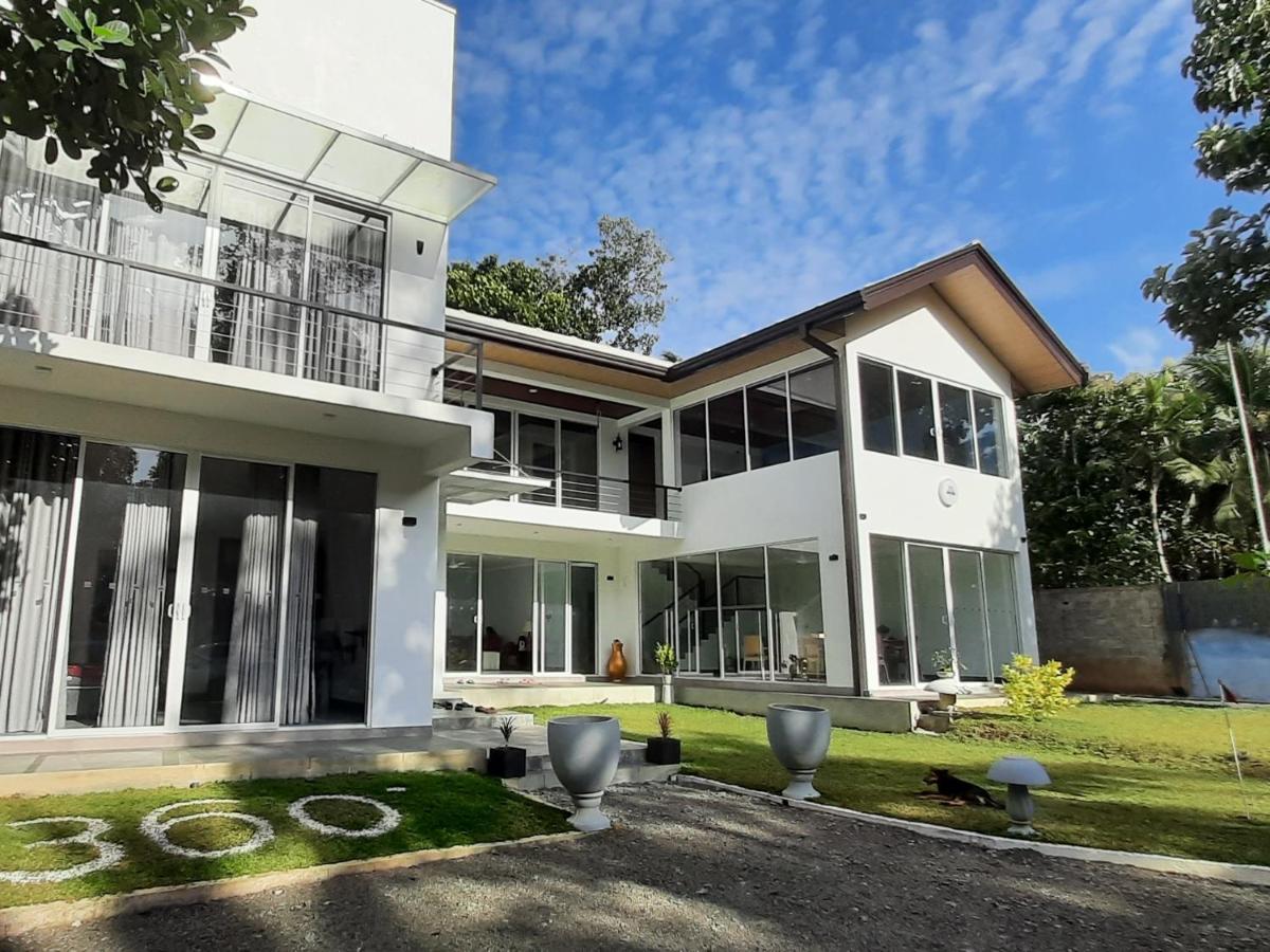 360 Southern View-Beliatta - Housity