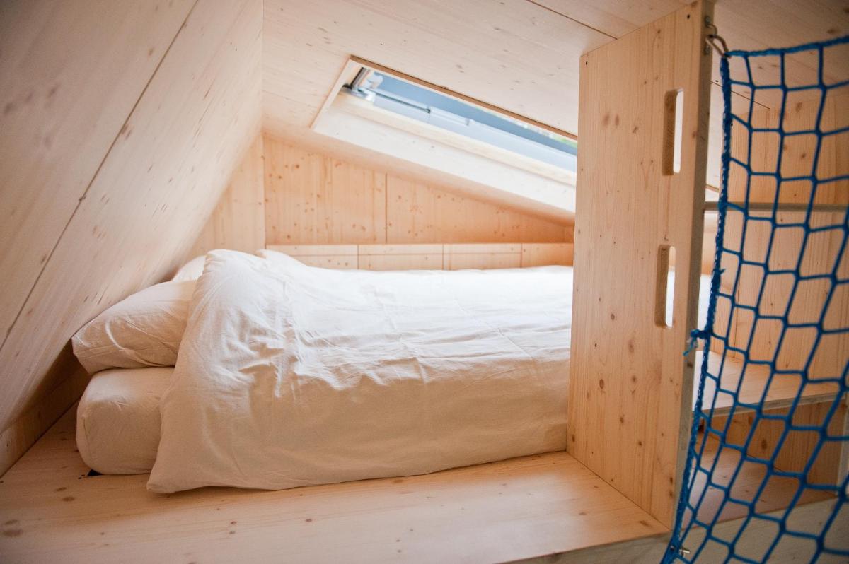 Suitetrails - Tiny House Pioneer 5 - Green Tiny Village Harz