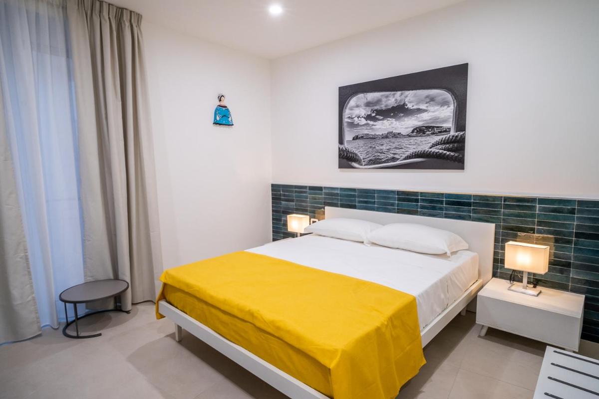 Dama sul Mare - Housity