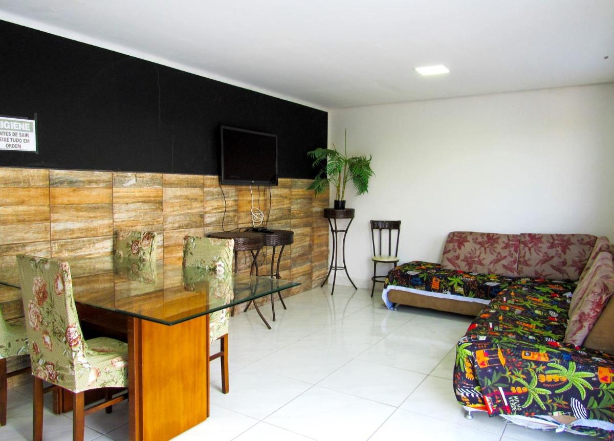 Bela chacara c piscina e natureza, Santa Isabel SP - Housity
