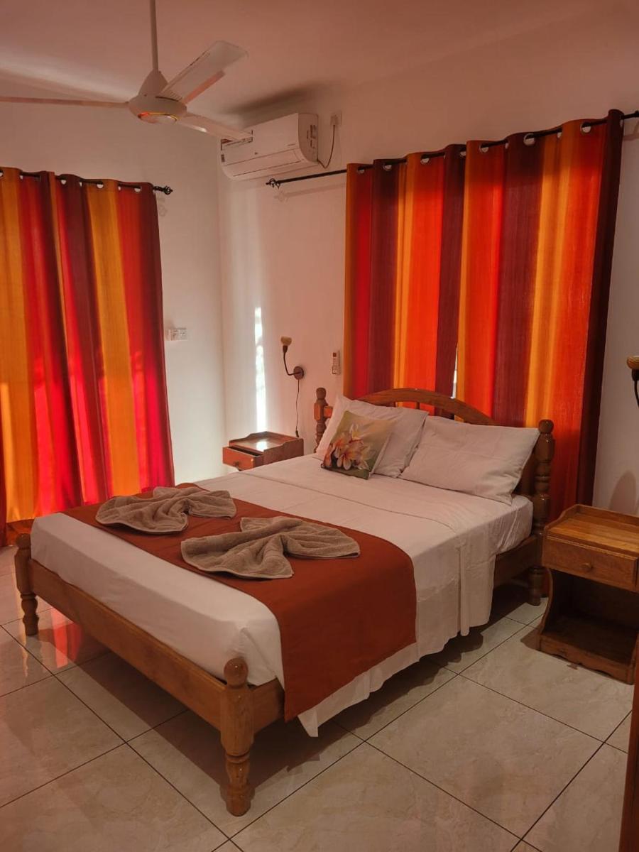 Azia's Apartments - Housity