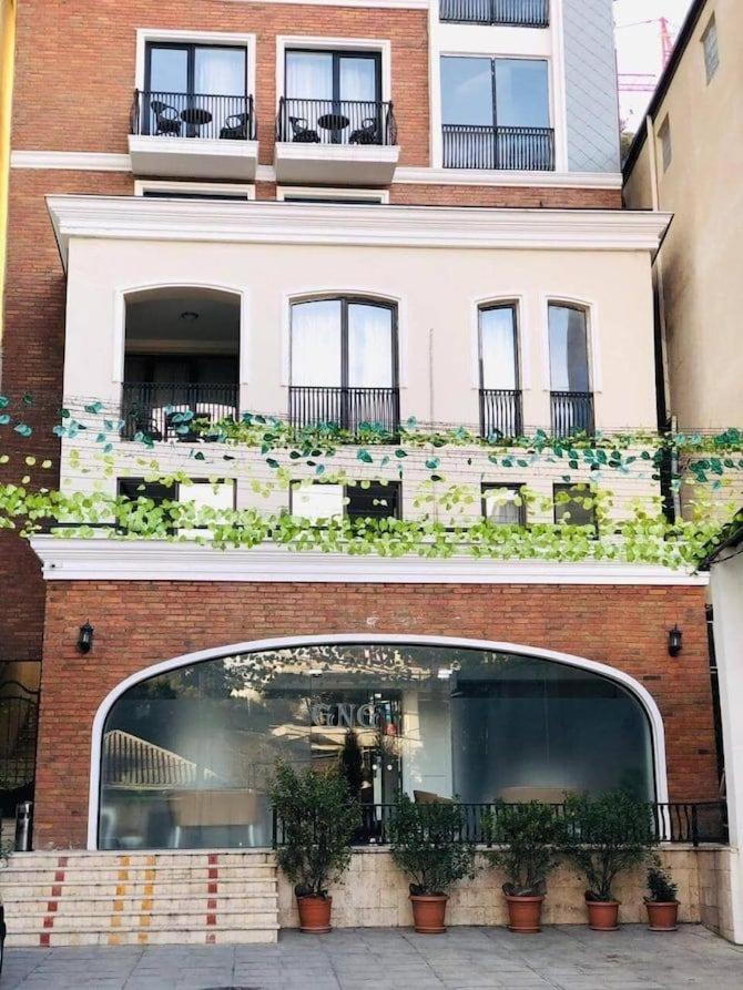 Hotel Ciskari - Housity
