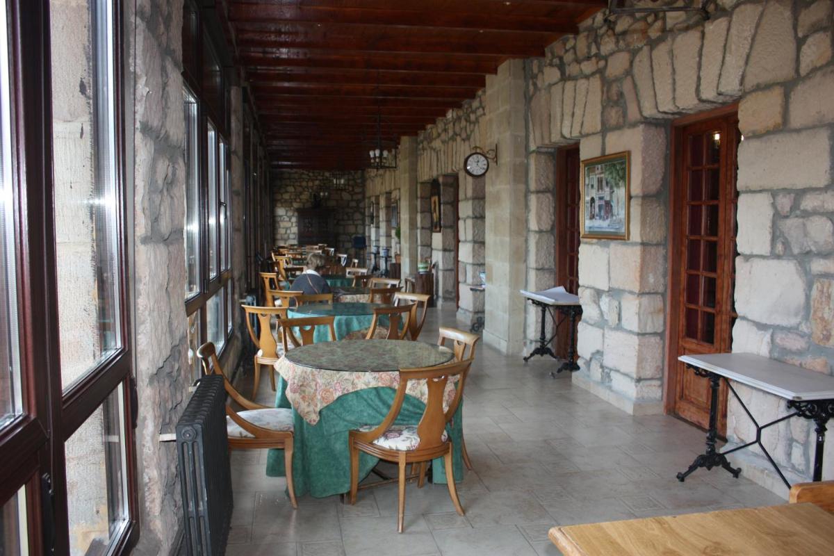Un restaurante o sitio para comer en Balneario de Corconte
