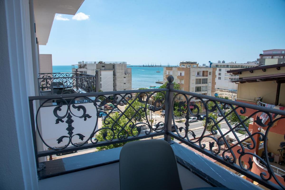 Hotel Lubjana - Housity
